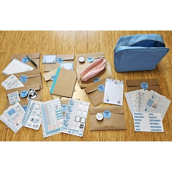 2024 ADVENT CALENDAR (12 days) Christmas Gift The Gold Project PLANNER LOVERS!! - Picture 1 of 6